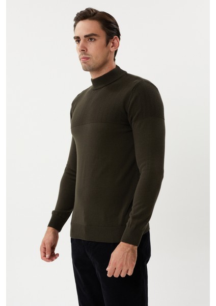 Et 3638 Yarım Boğazlı Dokuma Detaylı Erkek Kazak modelleri