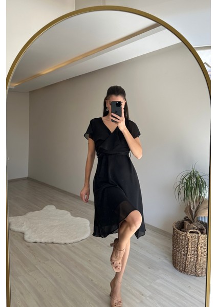 Kadın V Yaka Kuşaklı Mini Şifon Elbise NM007 fırsatları