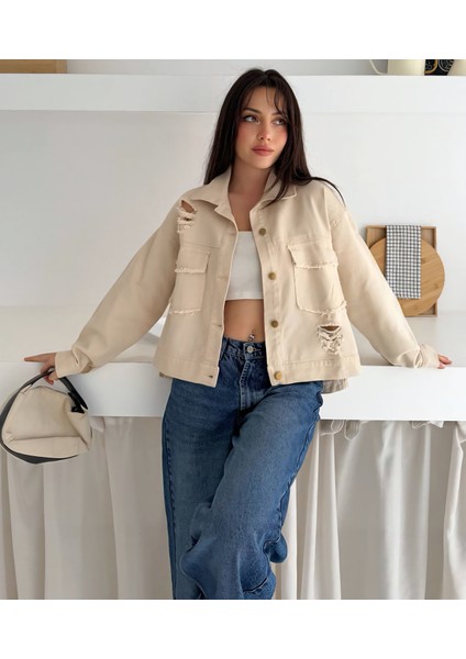 Yırtıklı Püskül Detaylı Gabardin Ceket