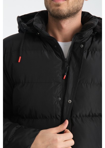 Su ve Rüzgar Geçirmez Erkek Kapüsonlu Kışlık Mont Şişme Mont indirimleri