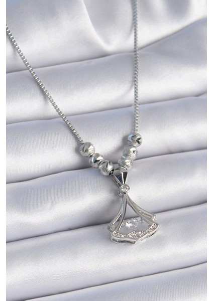 316L Çelik Zincir Gümüş Renk Gingko Yaprağı Model Zirkon Taş Detay Kadın Ke