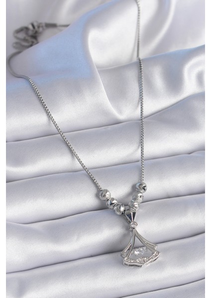 316L Çelik Zincir Gümüş Renk Gingko Yaprağı Model Zirkon Taş Detay Kadın Ke fiyatları