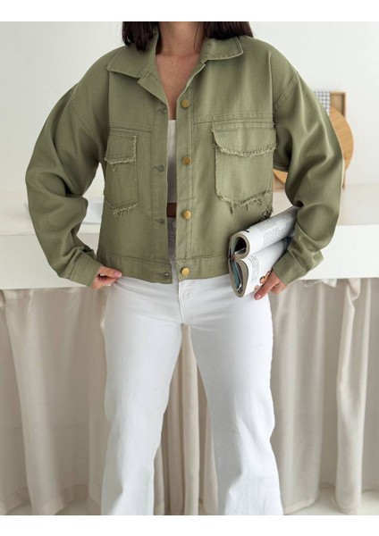 Yırtıklı Püskül Detaylı Gabardin Ceket