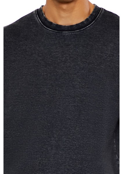 Yıkama Detaylı Tişört indirimleri