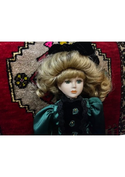 44 cm Boyunda Avrupa Porselen Bebek - 875634