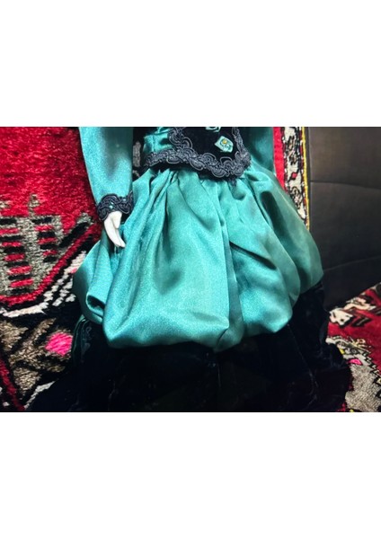 44 cm Boyunda Avrupa Porselen Bebek - 875634