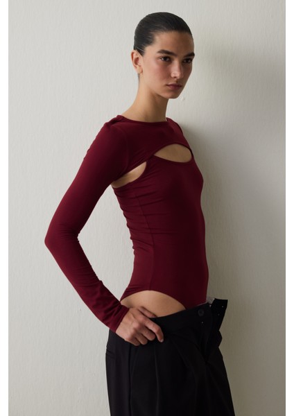 Bordo Bisiklet Yaka Uzun Kollu Pencere Detaylı Bodysuit fırsatları