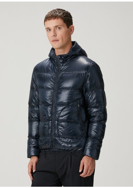 Lacivert Kapüşonlu Puff Mont modelleri