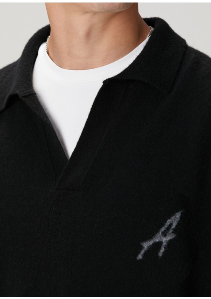 Siyah Logo Jakarlı Polo Yaka Yün Triko