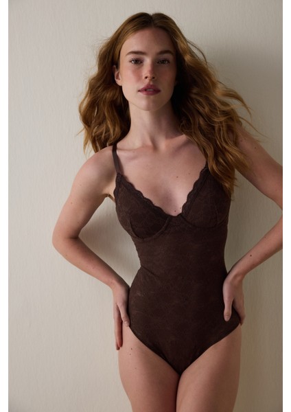 Kahverengi Çiçekli Dantelli Balenli Body