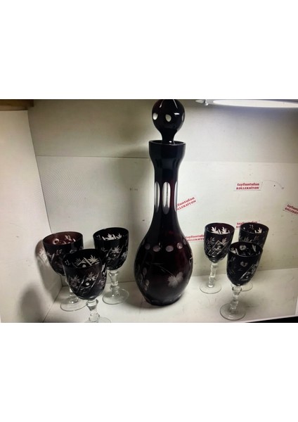 Kristal Karaf ve Kadehleri Karaf 33 cm Yüksekliğinde Kadehler 13,5 cm