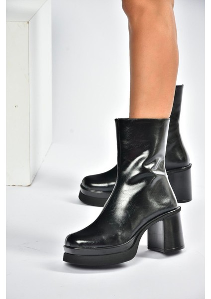 V272784260 Siyah Rustik Kalın Topuklu Kadın Bot fiyatları