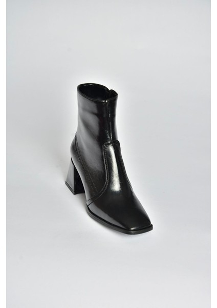 V848256460 Siyah Rustik Kalın Topuklu Kadın Ayakkabı indirimleri