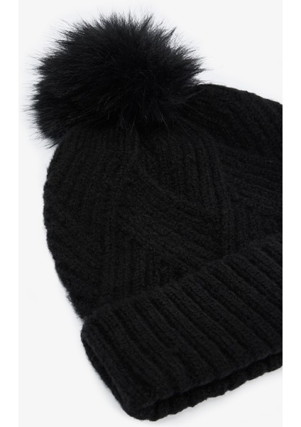 Siyah Luisa Ponponlu Bere fiyatları