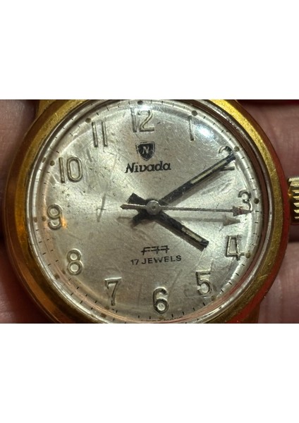 1960 Lar Nivada 17 Jewels Kurmalı Kol Saatı - Çalışır Durumda modelleri