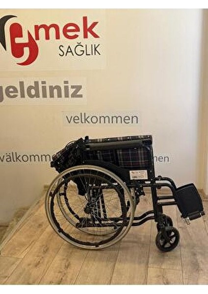 Wipperman Marka Katlanabilir Refakatçi Frenli Manuel Tekerlekli Sandalye Katlanabilir fırsatları