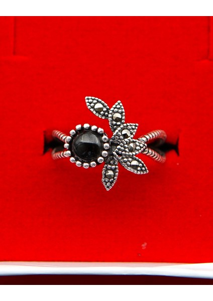 925 Ayar Kadın Gümüş Oltu Taşı Yüzük SY00058