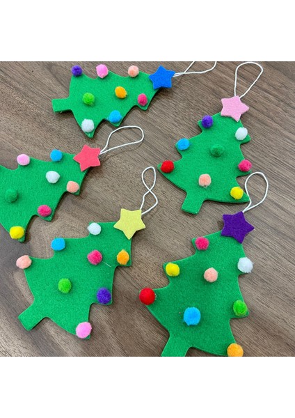 El Yapımı Yılbaşı Ağacı Süsü, Çam Ağacı Süsü, Noel Ağacı Süsü, 5'li Keçe Ponponlu Çam modelleri