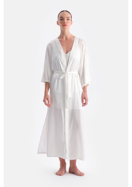 Beyaz Dantel Detaylı Saten Brıde Sabahlık