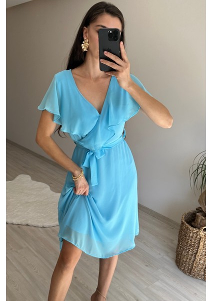 Kadın V Yaka Kuşaklı Mini Şifon Elbise NM007 fırsatları