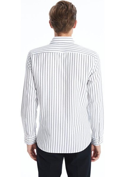 Yeni Sezon Slim Fit Uzun Kollu Çizgili Armürlü Erkek Gömlek fırsatları