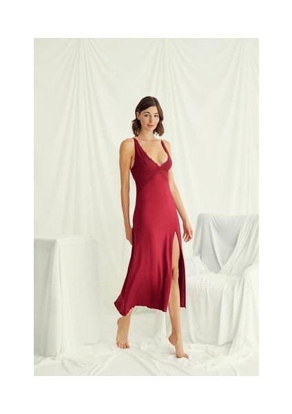 Monamise Göğüs ve Sırt Dekolteli Dantelli Yırtmaçlı Gecelik fırsatları