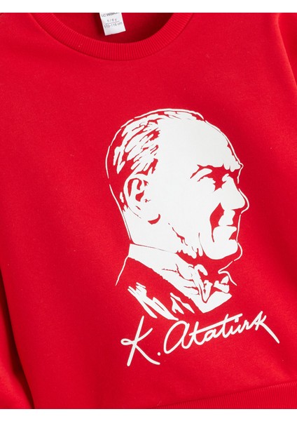 Yeni Sezon Bisiklet Yaka Uzun Kollu Atatürk Baskılı Kız Bebek Sweatshirt fiyatları