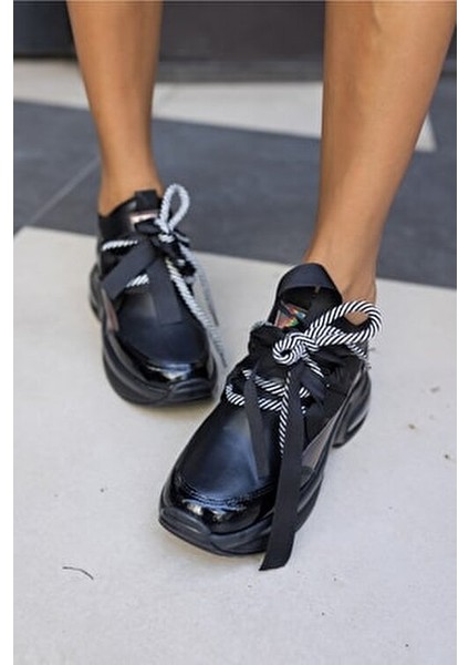 Hanna Kadın Siyah Cilt Siyah Taban Dolgu Topuklu Ayakkabı