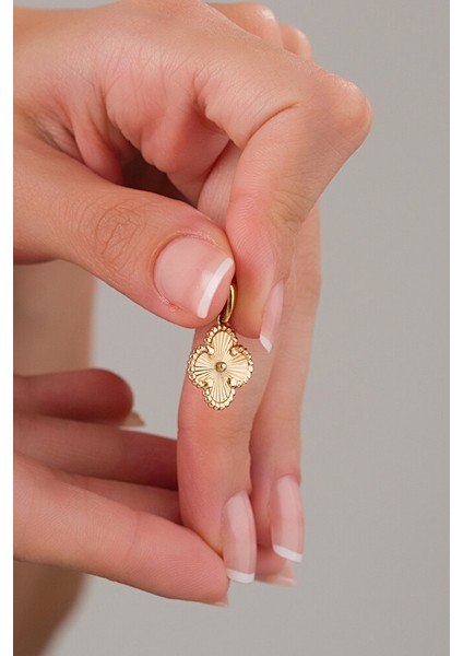 14 Ayar Altın Füzyon Yonca Kolye Ucu