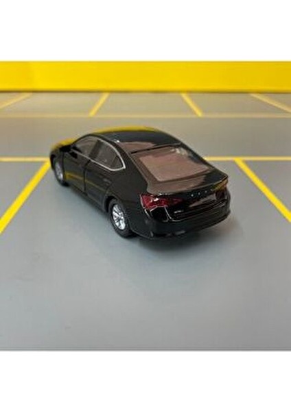 Skoda Octavia 1/36 Ölçek Diecast Metal Model Araba Oyunca Araba