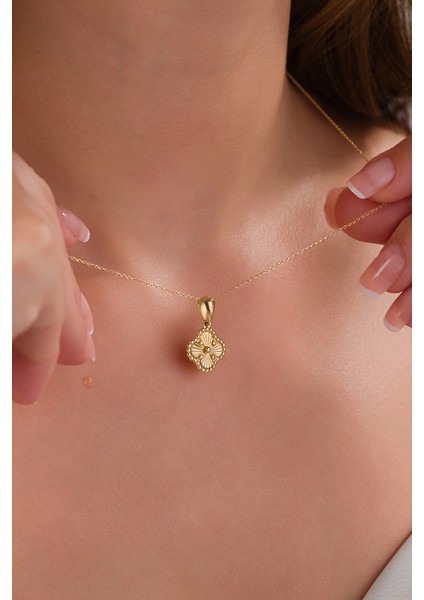 14 Ayar Altın Füzyon Yonca Kolye fiyatları