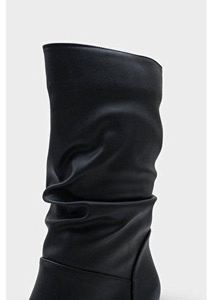 Yuvarlak Burunlu Kadın Çizme fırsatları