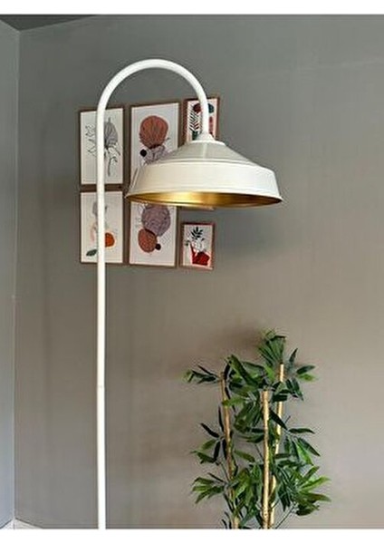 Beyaz Metal Lambader Dekoratif Oturma Odası Çalışma Odası Zemin Lambası Modern Tasarım