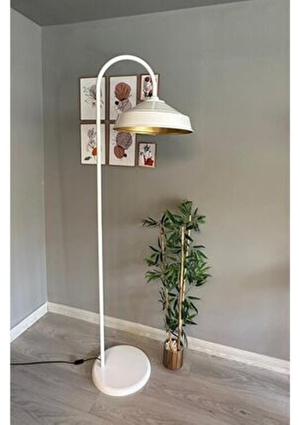 Beyaz Metal Lambader Dekoratif Oturma Odası Çalışma Odası Zemin Lambası Modern Tasarım fırsatları