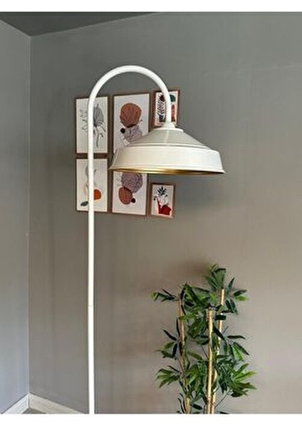 Beyaz Metal Lambader Dekoratif Oturma Odası Çalışma Odası Zemin Lambası Modern Tasarım