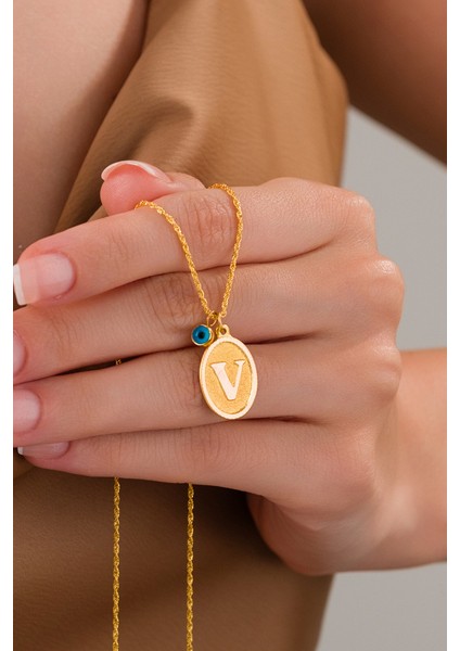 14 Ayar Altın V Harfli Kolye modelleri