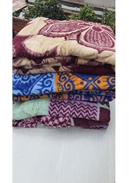 Kuyucak Peluş Battaniye 3 Kilo Çift Kişilik 190X225 Çeşitli Renklerde