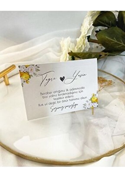 Sarı Çiçekler Detaylı Masa Kartı Kişiye Özel 20 Adet indirimleri