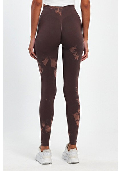 Kadın Dikişsiz Batik Tayt Slim Fit Tasarım ile Şık ve Rahat Kullanım