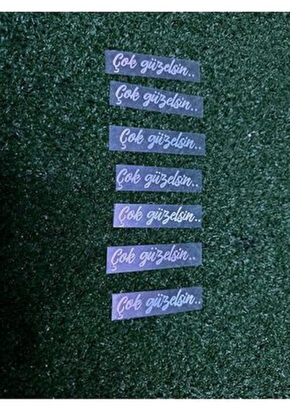 Sticker Usta Hologram Çok Güzelsin Güneşlik Ayna Yazısı Araba-Motosiklet Cam Etiket Sticker 7,2x1,8cm 1 Adet fiyatları