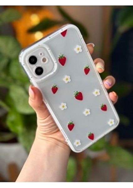 Iphone 11 Uyumlu (Köşeli - 12 Görünümlü )Şeffaf Çilek Baskı Desenli Silikon Kılıf modelleri