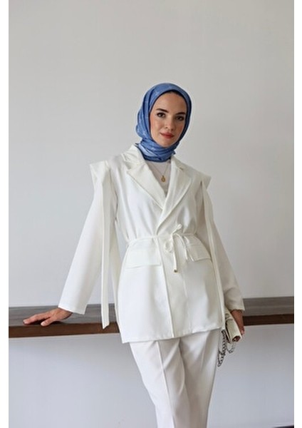 Bel Bağlamalı Blazer Ceket Beyaz