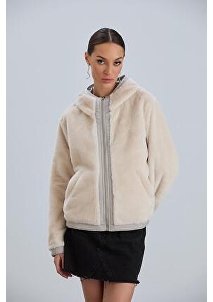 Kapüşonlu Çift Taraflı Rabbit Peluş Kadın Mont indirimleri