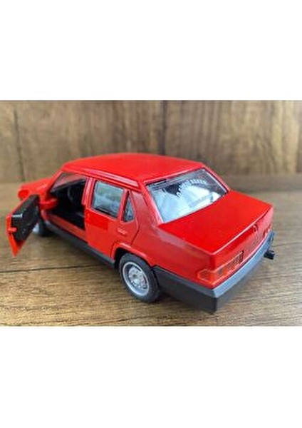 Kırmızı Doğan Şahin Metal Çek Bırak Oyuncak Araba Tofaş Şahin Model Araç Kapıları Açılır modelleri