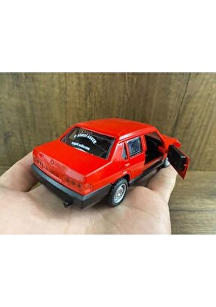 Kırmızı Doğan Şahin Metal Çek Bırak Oyuncak Araba Tofaş Şahin Model Araç Kapıları Açılır