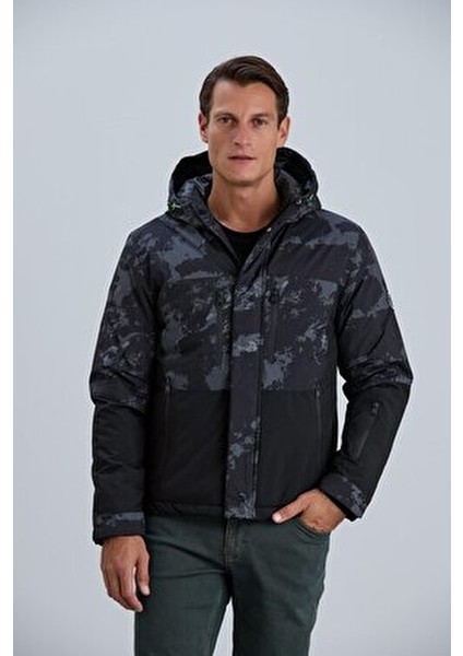 Erkek Mont Kamuflaj Detaylı Çift Renkli Elyaf Dolgulu fırsatları