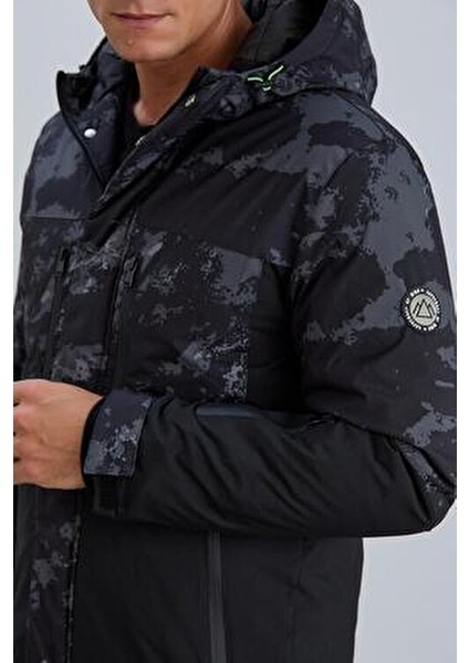 Erkek Mont Kamuflaj Detaylı Çift Renkli Elyaf Dolgulu