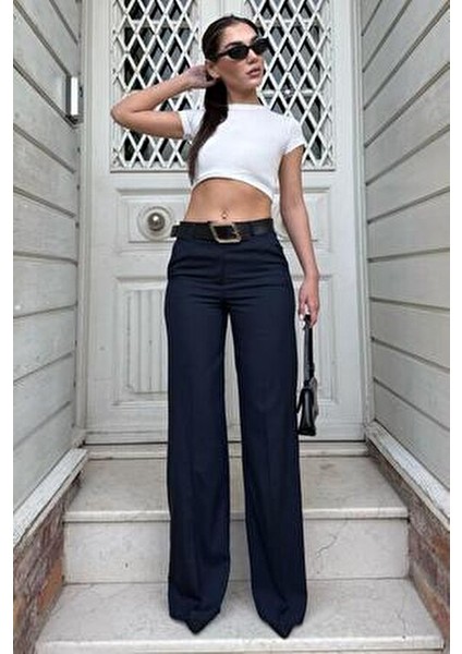 Kadın Yüksek Bel Kumaş Pantolon MG2285 Düz Desen Lacivert Renk ve Dokuma Özellikleri