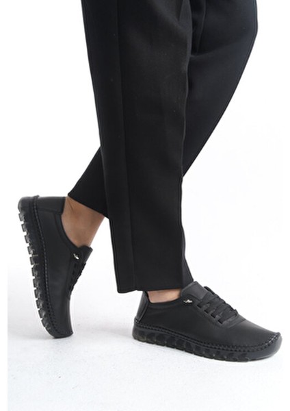 Hakiki Deri Yumuşak Rahat Esnek Bağcıklı Günlük Anne Siyah Klasik Kadın Ayakkabı modelleri