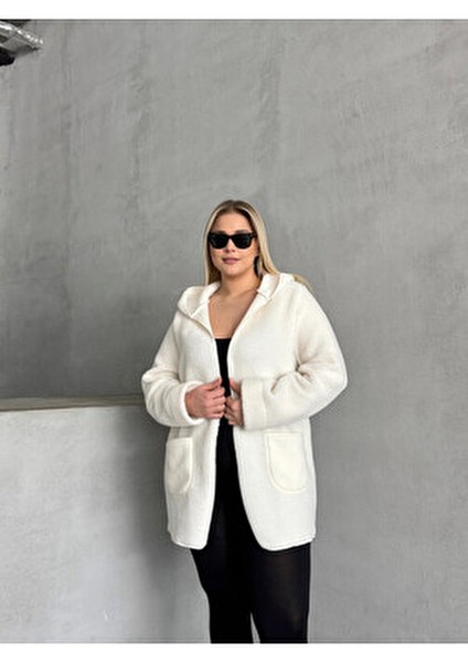 Büyük Beden Önü Kapamasız Cepli Kapüşonlu Ince Peluş Ceket 301256